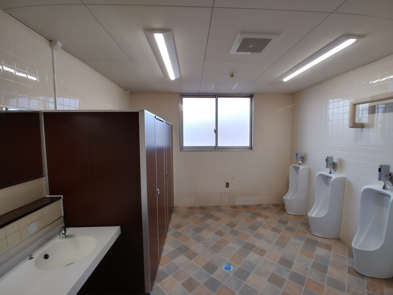 小諸商業高等学校管理混合教室棟4階ﾄｲﾚ改修工事
