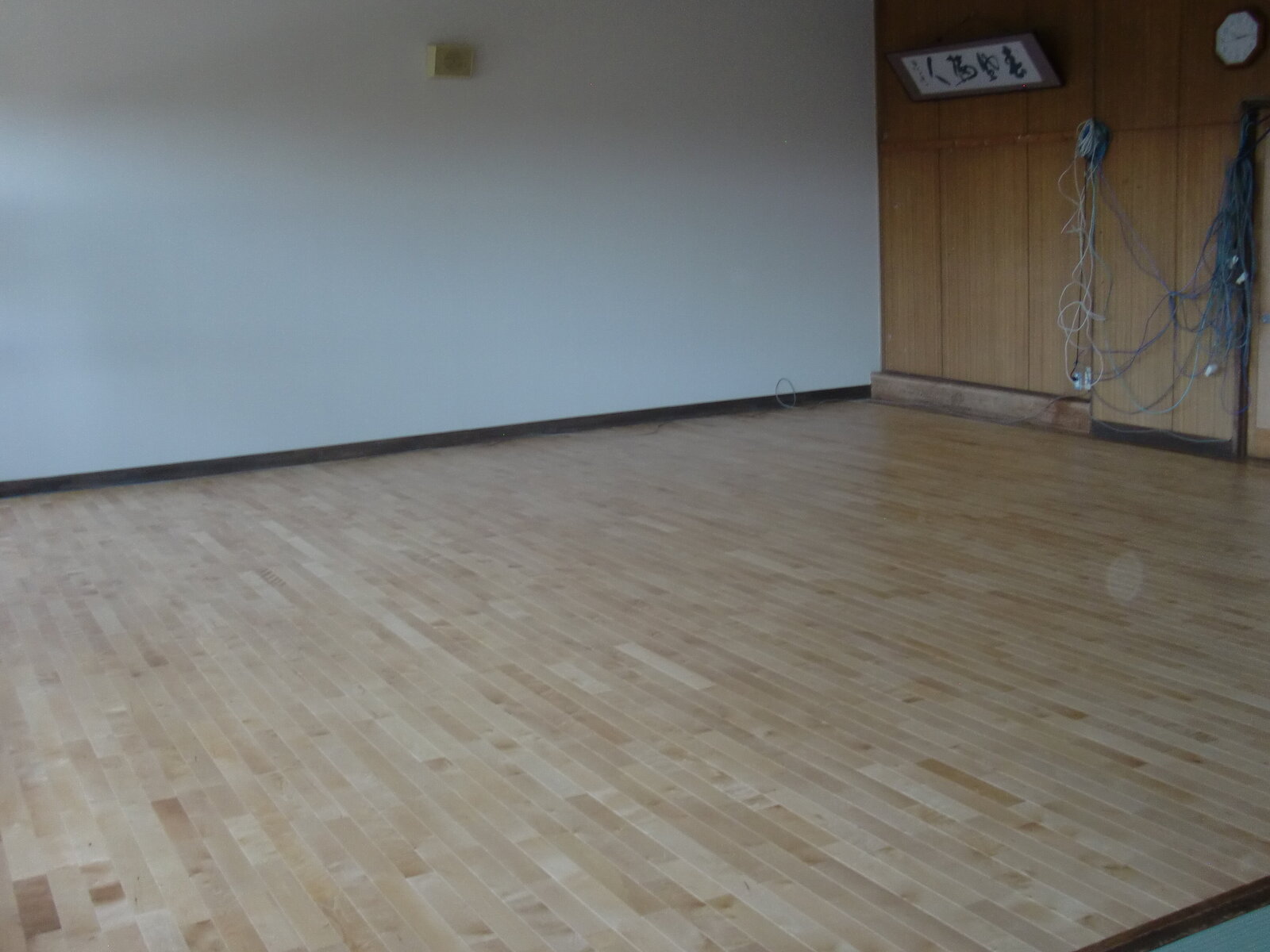 小諸警察署　柔剣道場床畳改修工事