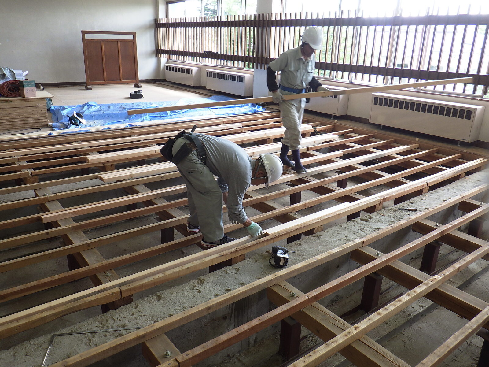 小諸警察署　柔剣道場床畳改修工事