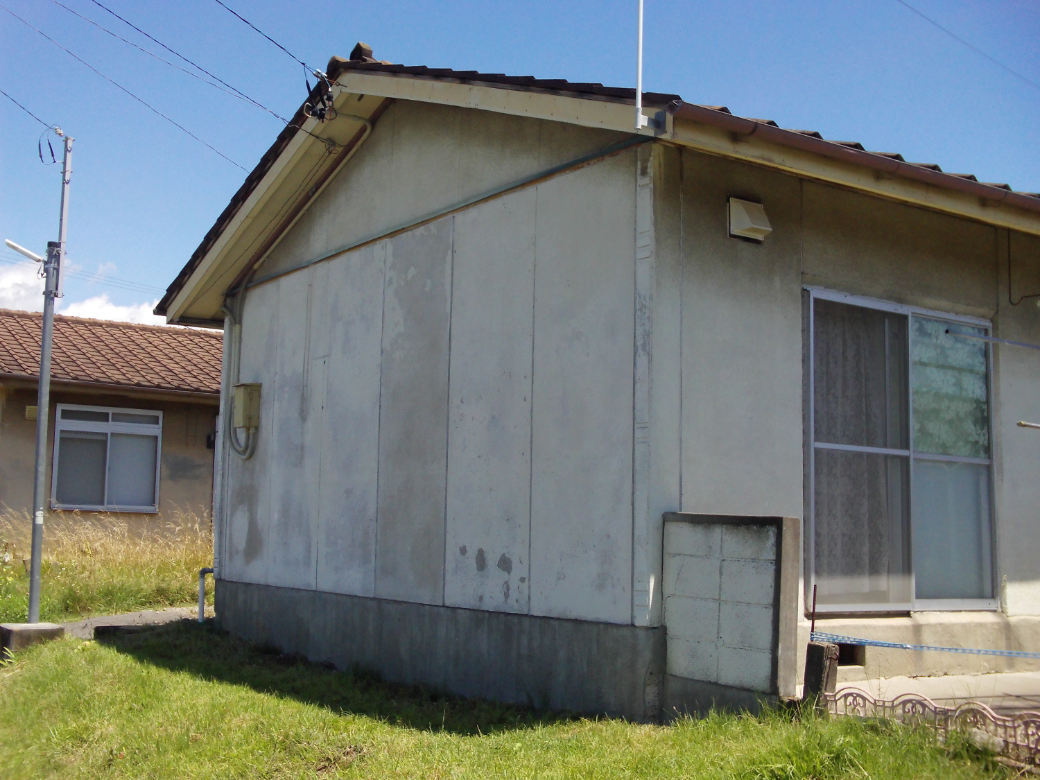 令和4年度　県営住宅（上田）みすず台団地　屋根･外壁改修工事