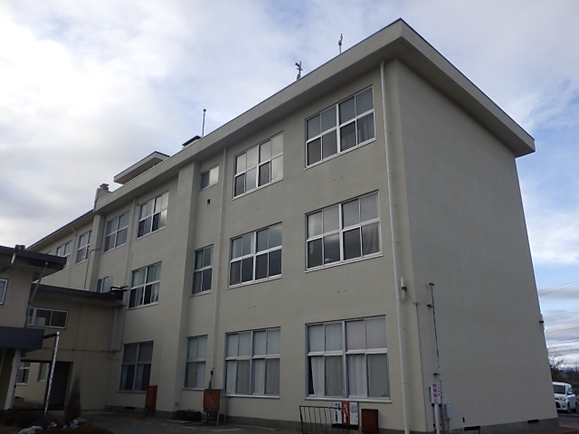 蓼科高等学校　教室棟外壁改修工事