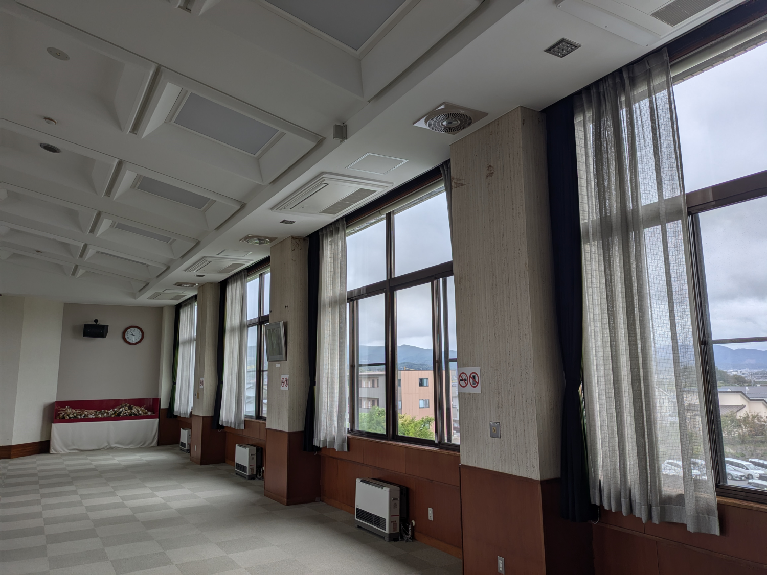 令和7年度　佐久商工会議所会館本館1;3階空調設備改修工事