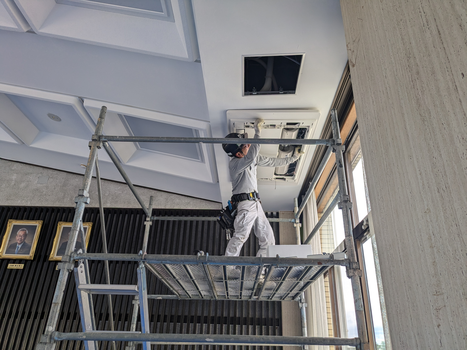 令和7年度　佐久商工会議所会館本館1;3階空調設備改修工事