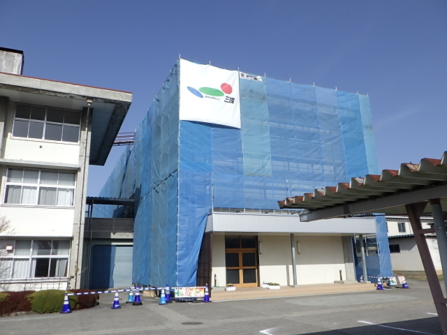 佐久平総合技術高等学校　臼田ｷｬﾝﾊﾟｽ　南校舎屋根改修工事