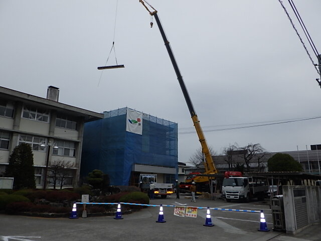 佐久平総合技術高等学校　臼田ｷｬﾝﾊﾟｽ　南校舎屋根改修工事