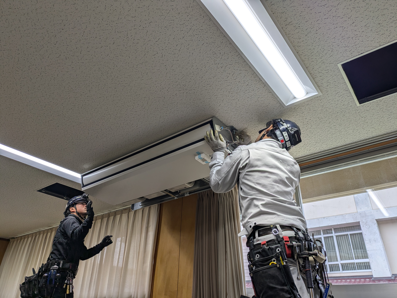 令和6年度（繰越）　佐久市立東中学校空調設備設置工事